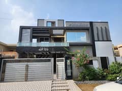 01 Kanal Modern Luxury Bungalow Owner Build Available For Sale In Valencia Housing Society.