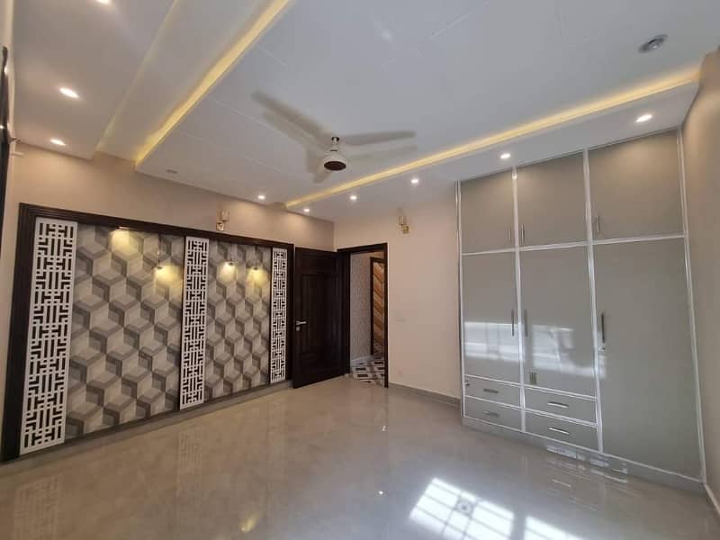 12 Marla 65 Feet Road Ultra Modern Luxury Bungalow For Sale In Johar Town Phase 2 6