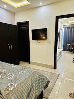 Tow badroom apartment available for rent daily basis in Bahria town