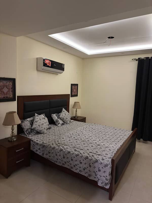 Tow badroom apartment available for rent daily basis in Bahria town 7
