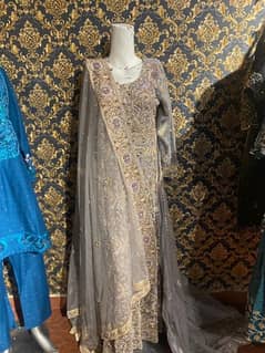 one maxi for sell in gujranwala