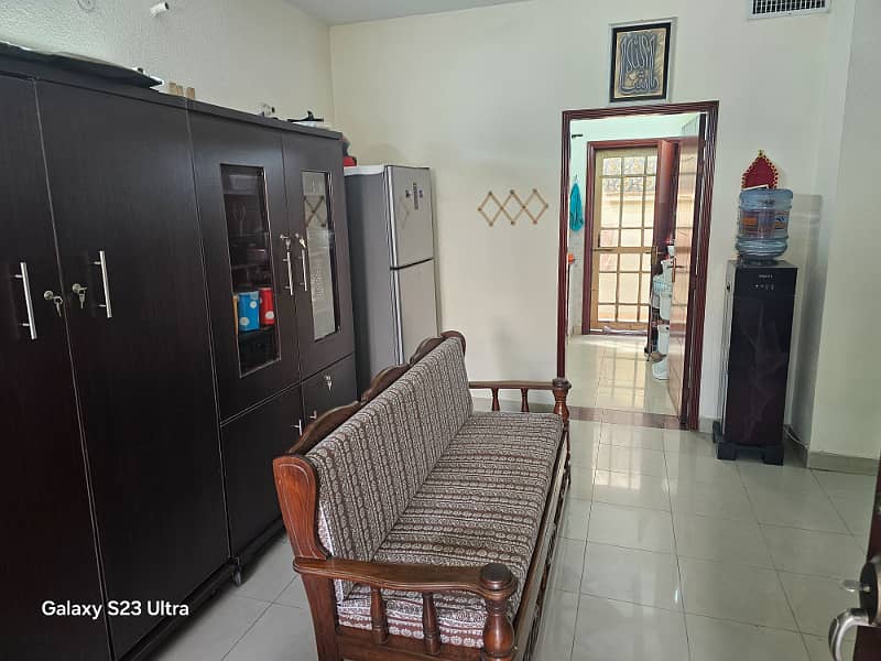 5 Marla Model House For Sale In 
Dream Gardens
 Lahore near to park . 1