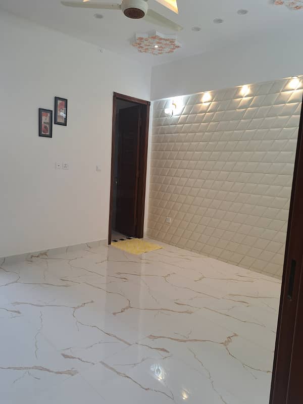 5 Marla Spanish House For Sale In 
Dream Gardens
 Lahore 11