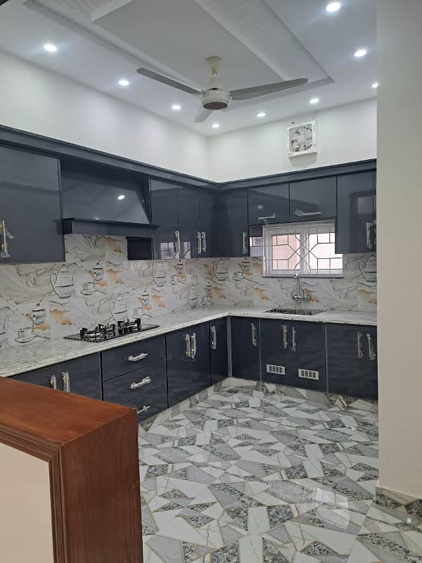 5 Marla Spanish House For Sale In 
Dream Gardens
 Lahore 19