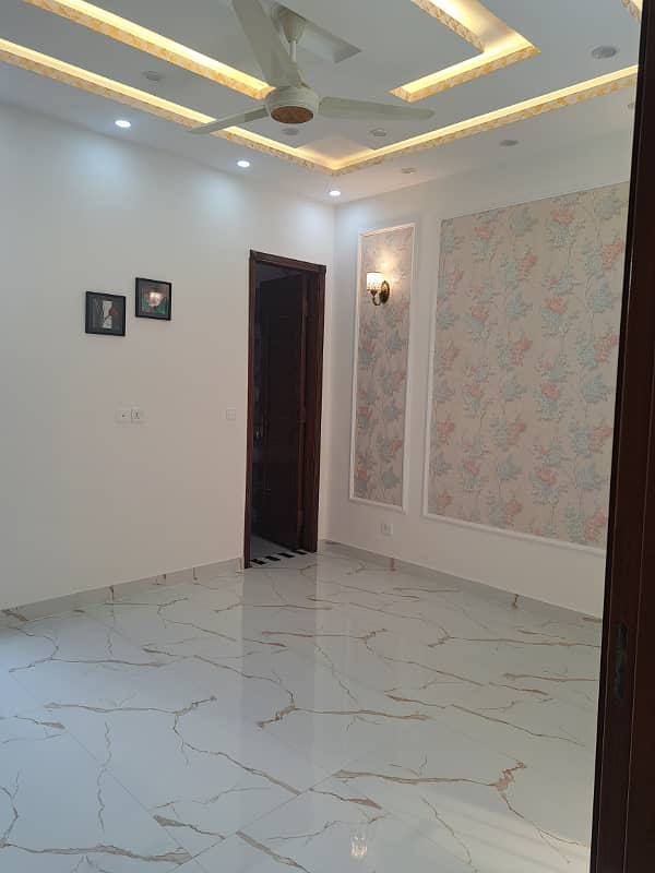 5 Marla Spanish House For Sale In 
Dream Gardens
 Lahore 21