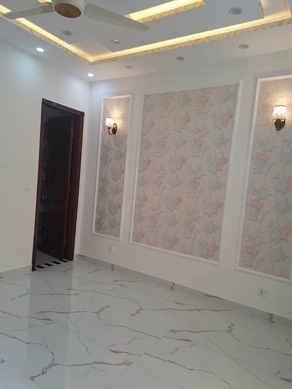 5 Marla Spanish House For Sale In 
Dream Gardens
 Lahore 22