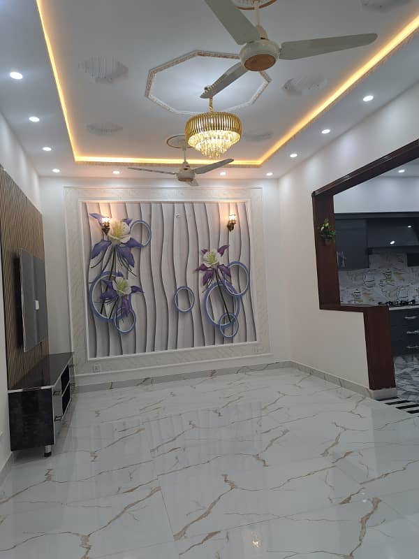 5 Marla Spanish House For Sale In 
Dream Gardens
 Lahore 26
