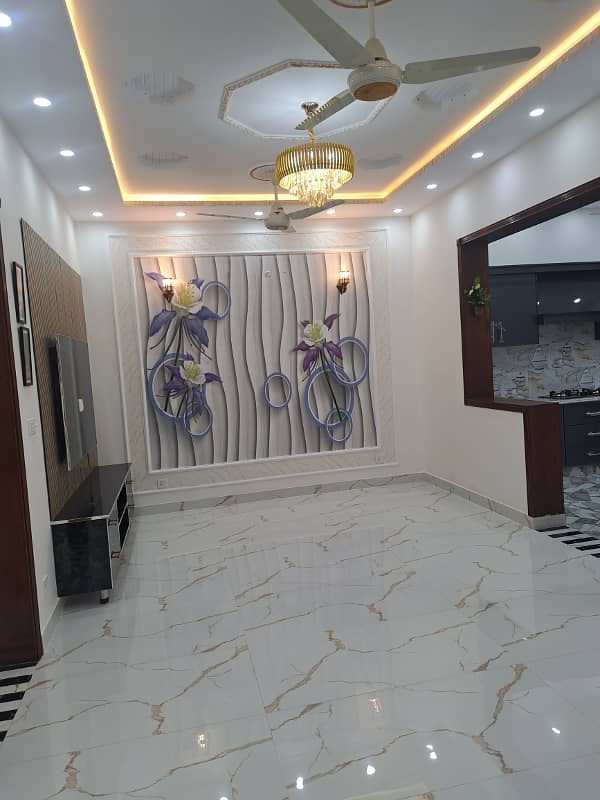 5 Marla Spanish House For Sale In 
Dream Gardens
 Lahore 27