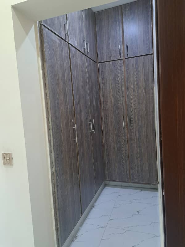 10 Marla Slightly Used House For Sale In 
Dream Gardens
 Lahore 10