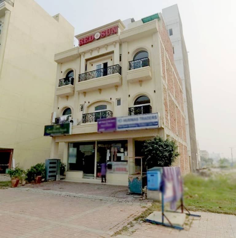 Prime Location 232 Square Feet Shop In 
Dream Gardens
 For Sale At Good Location 1