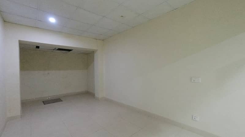 Prime Location 232 Square Feet Shop In 
Dream Gardens
 For Sale At Good Location 9