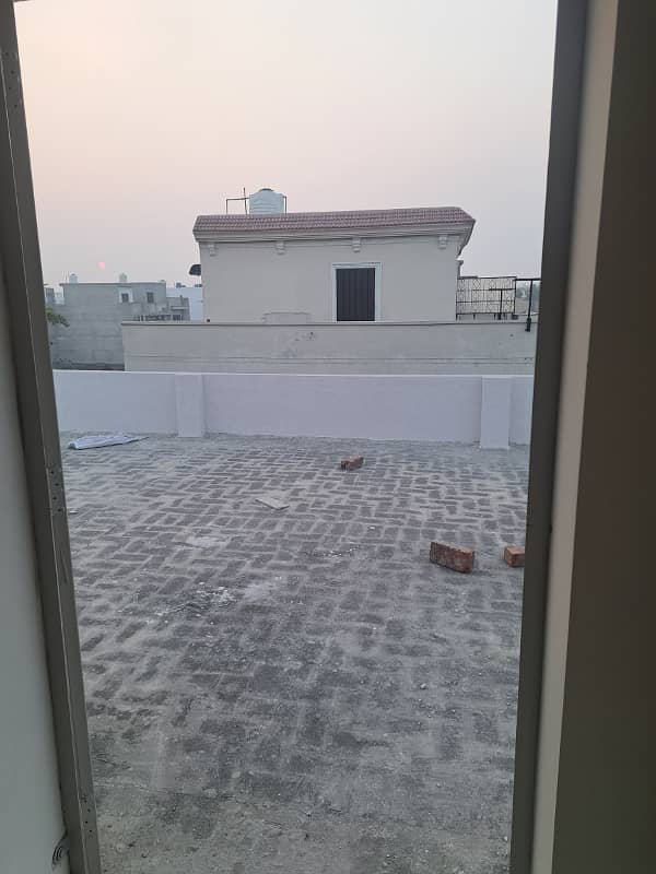 5 Marla First Floor For Rent In Phase 1 
Dream Gardens
 Lahore 15