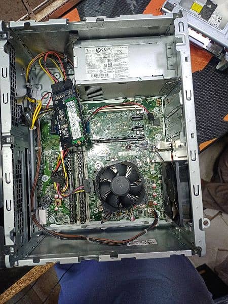 Hp Tower gaming PC 10/10 condition 4