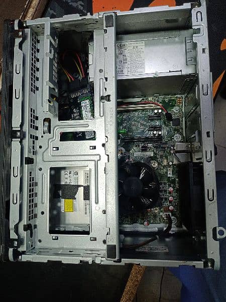 Hp Tower gaming PC 10/10 condition 5