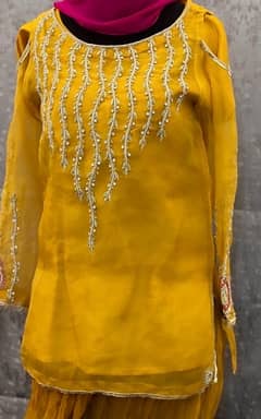 Dresses /formal dresses /saree/maxi for wedding wear for sale