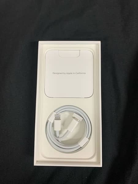 iPhone 14 128GB JV Blue - Open Box but non activated or booted upr 5