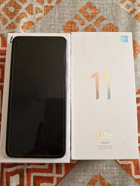 Xiaomi Mi 11 Lite 1