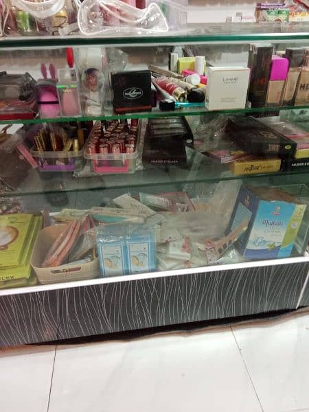 cosmetic store sale 4