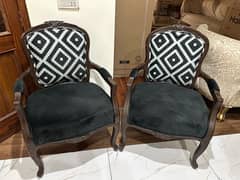 black set of 2 chairs 0