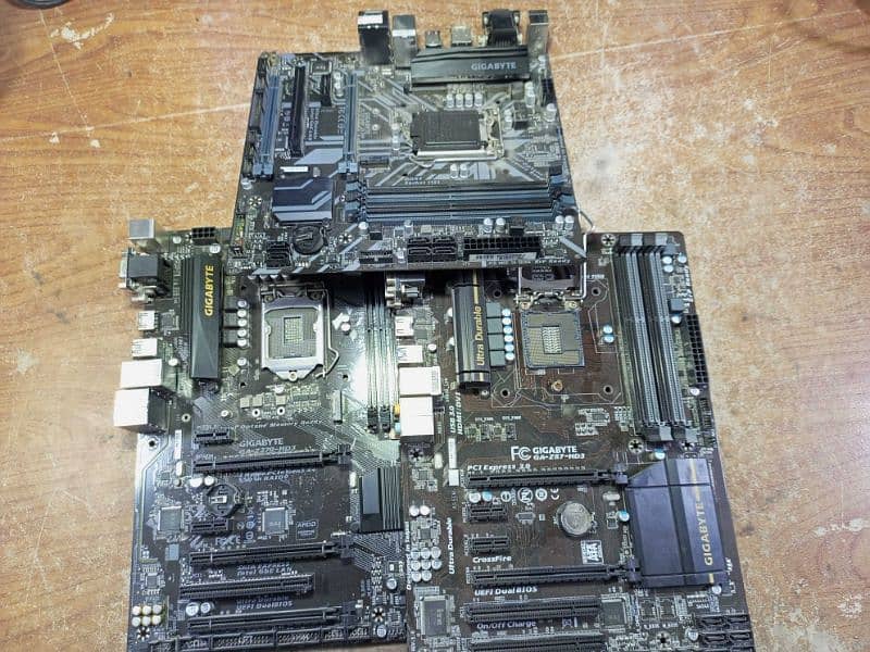 Computer Motherboard Repair 17