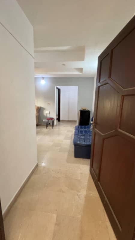 Short term stay one bedroom furnished for rent 4