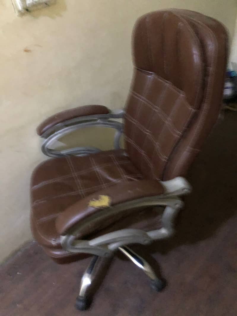 Gaming chair / Office Chair 1