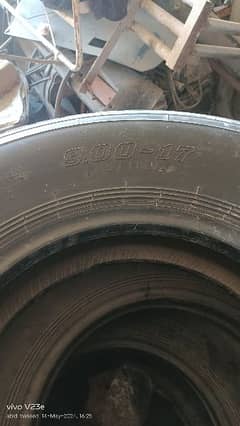 9 00 17 tyre good condition for jeep & 4x4 vehicle