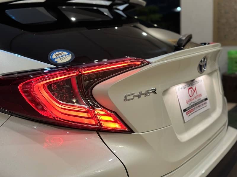 Toyota C-HR 2019 CHR2019 Model low millage 4 grade 9
