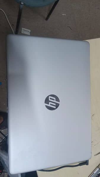 hp i7/10/8Gb ram 512 ssd  battery exlient 1