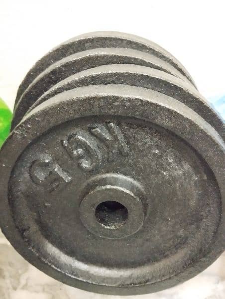 Gym Dumbbells And Plates 0