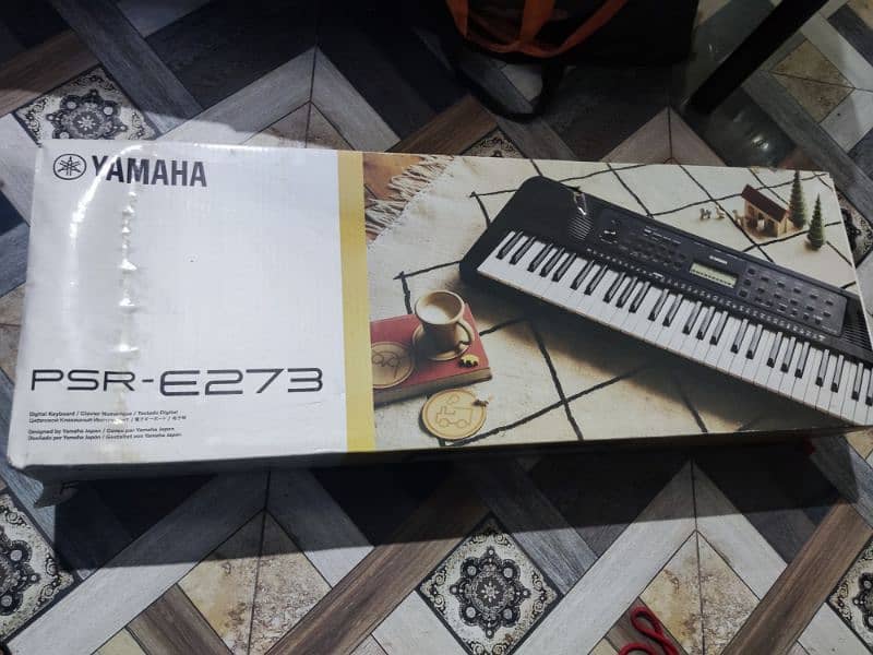 Yamaha PSR E273 5