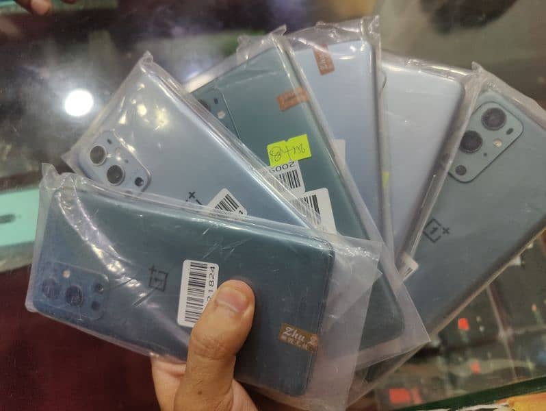 One plus 10 pro 9pro and 9r 12/256gb wholesale price Available 1