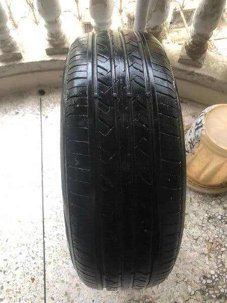 RAPID P309
195/65 R15  91V
SIZE 15 Inch
Good Condition 4