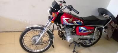 03225526764. Koi msla fault nai good condition all pk bike ha