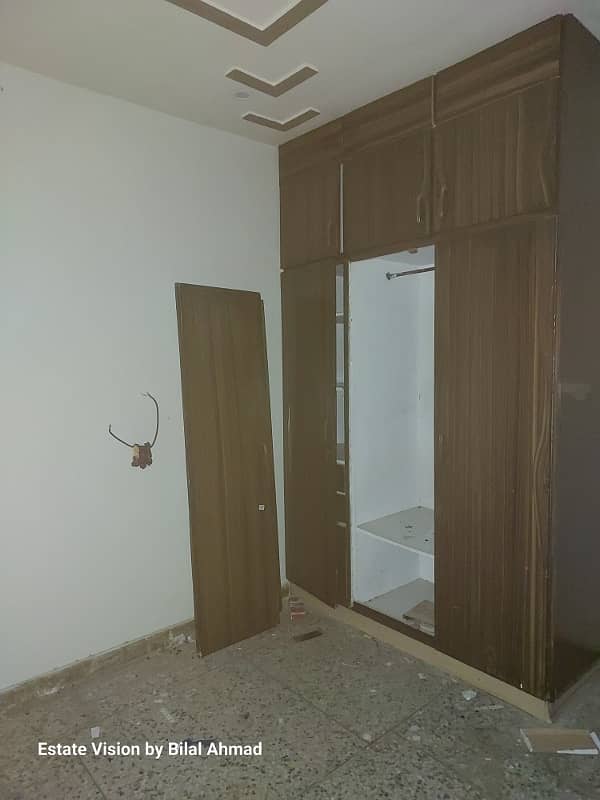 5 Marla Double story Y Block Madina Town for Rent 2