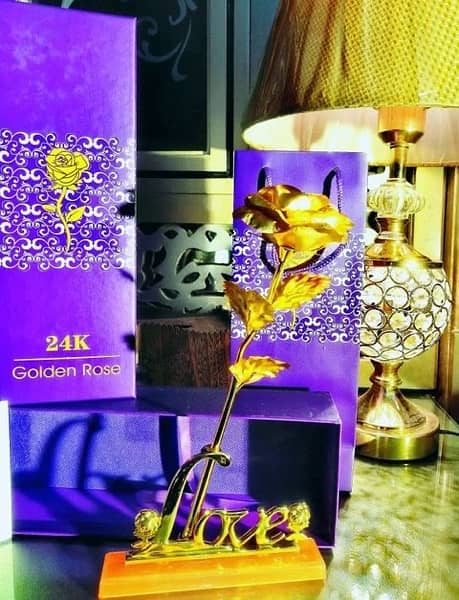 Gold Plated Decorative Rose with Love Stand 3