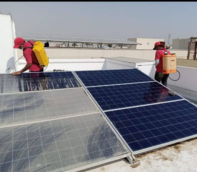 solar panels cleaning 1