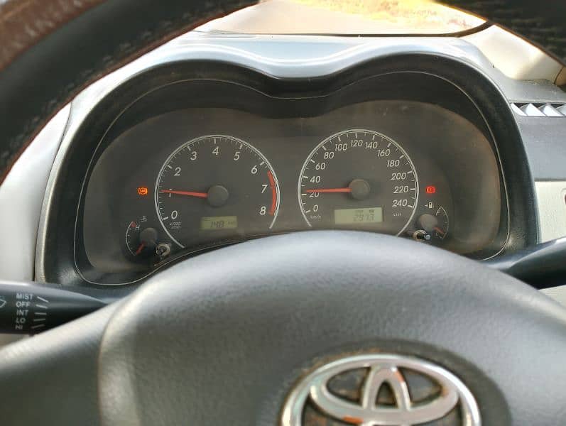 Toyota Corolla GLI 2012 13