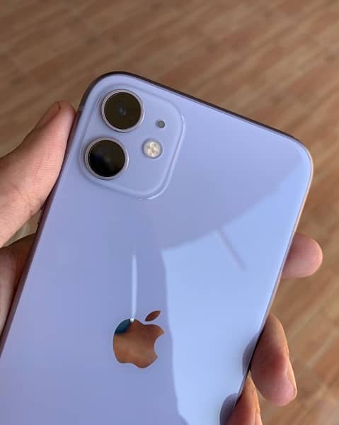 iPhone 11 128gb PTA Approved 5