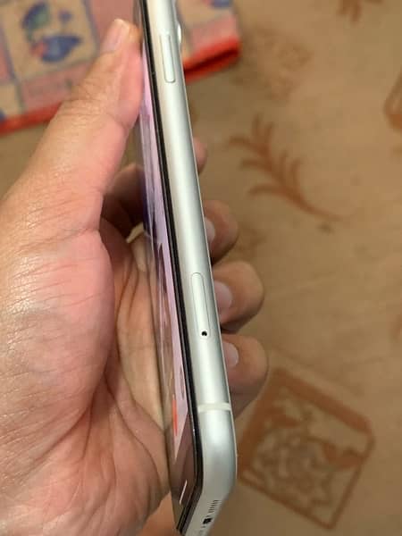 iphone 11 128 gb, Officially PTA approved 1