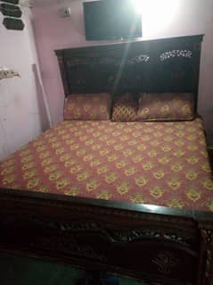 bed and dressing for sale 0