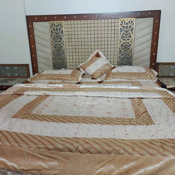 Bridal bed sheet only one time used 0