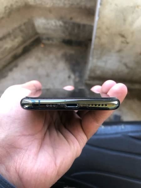 Iphone 11 pro 256gb PTA Approved 4