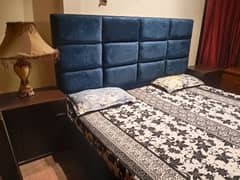 low profile bed /poshish bed
