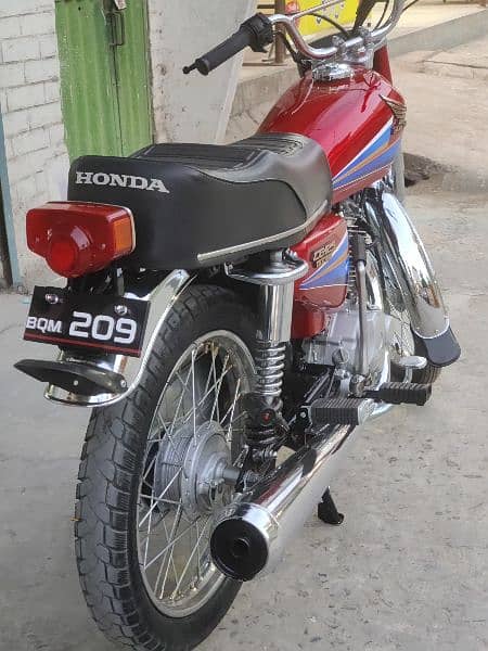 Honda 125 2007 8