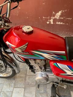 Honda 125 bike for sell in excellent condition
