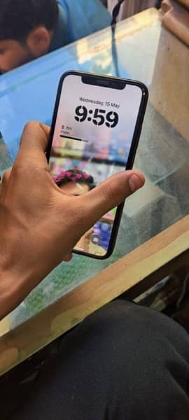 iPhone Xs 64 GB PTA approved with box condition 10/10 3