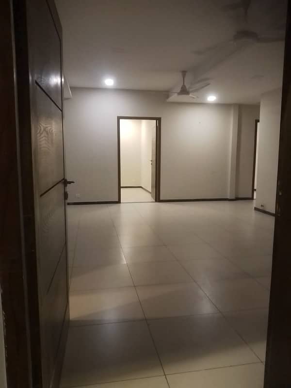3 Bed Corner Luxury Apartment Available For Rent In Pine Heights D-17 Islamabad 10