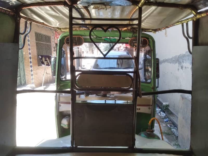 New Asia 6-seater full size Rickshaw 2019 model in very good condition 3