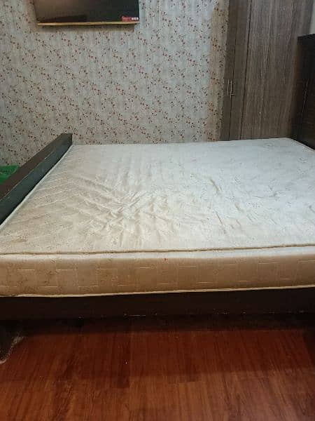 king size (double bed) matress 3